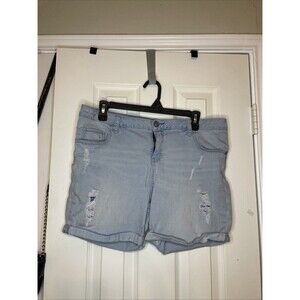 Justice JuniorPlus Size 20 Light Wash Distressed Jean Shorts Stretchy Rolled Hem